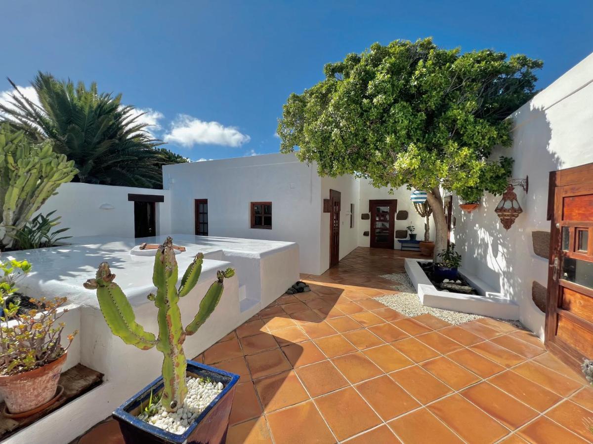 Stylish Getaway With Secluded Patio In Lava Finca Uga Exterior foto